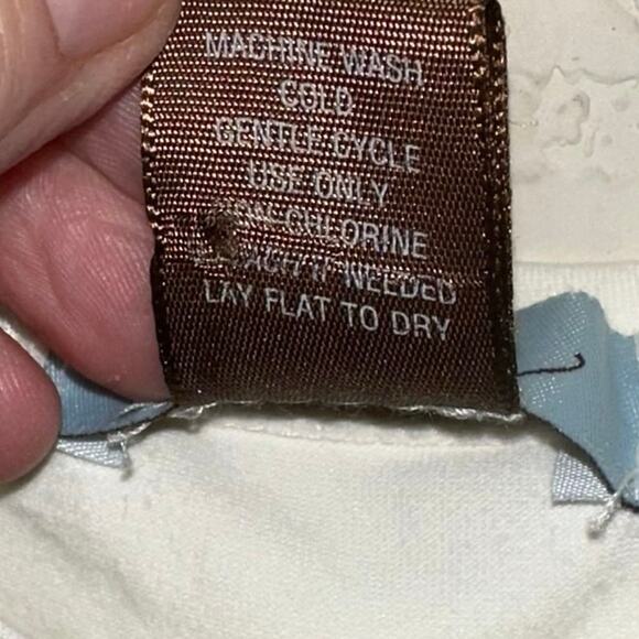 Clear Sky Cream Soft Tank Top - Picture 4 of 4